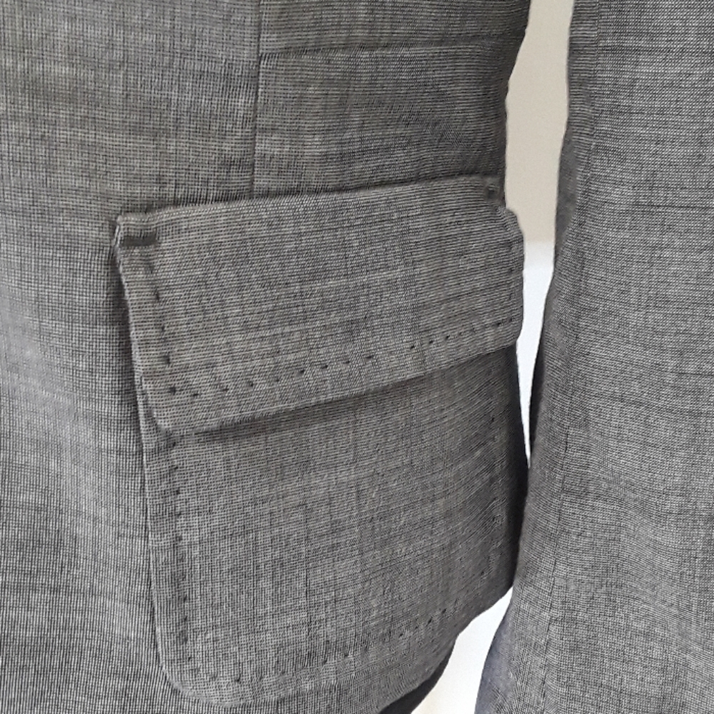 Talbots Single Button Gray Blazer - Size 6P - Picture 3 of 8